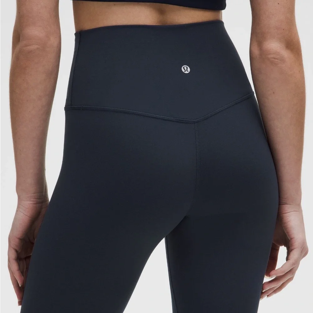 NWT lululemon Align No Line™ High-Rise
Pant 25"  True Navy - Picture 5 of 5